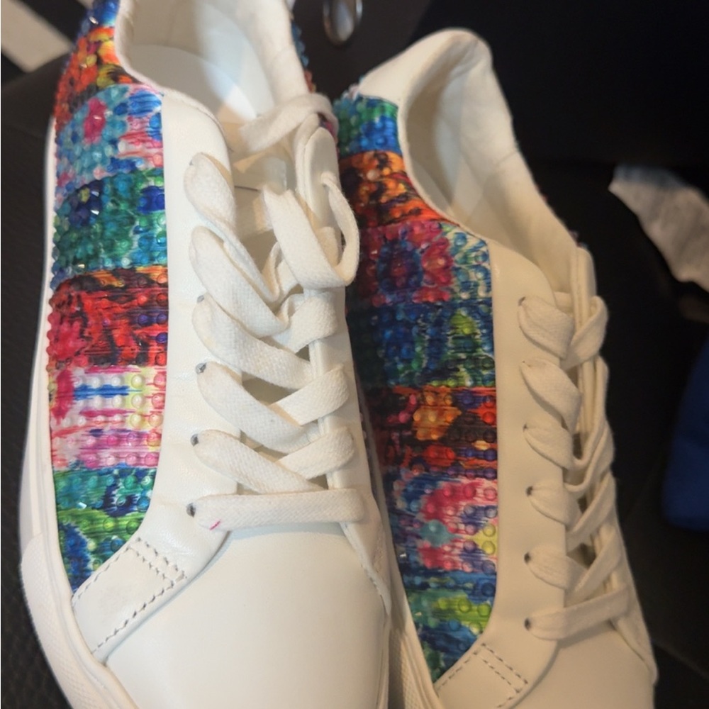 Kurt Geiger  Patterned Sneakers - Picture 2 of 3